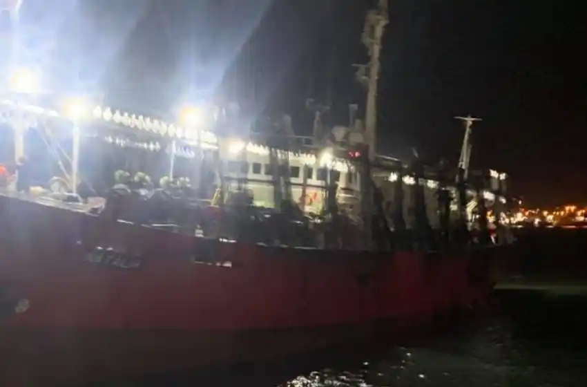 Llegó el buque "Natalia" a Mar del Plata y activaron el protocolo