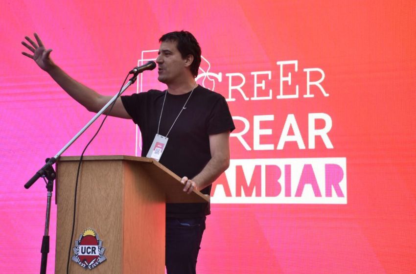 Abad se lanzó como precandidato a gobernador: “Hay que terminar con el virus del populismo”