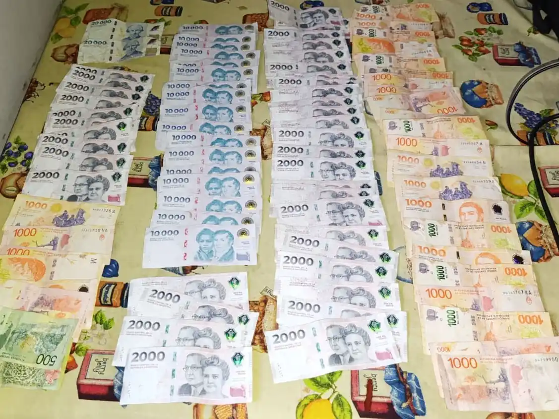 Operativo en barrio Pampa Soler: secuestran droga y dinero en efectivo