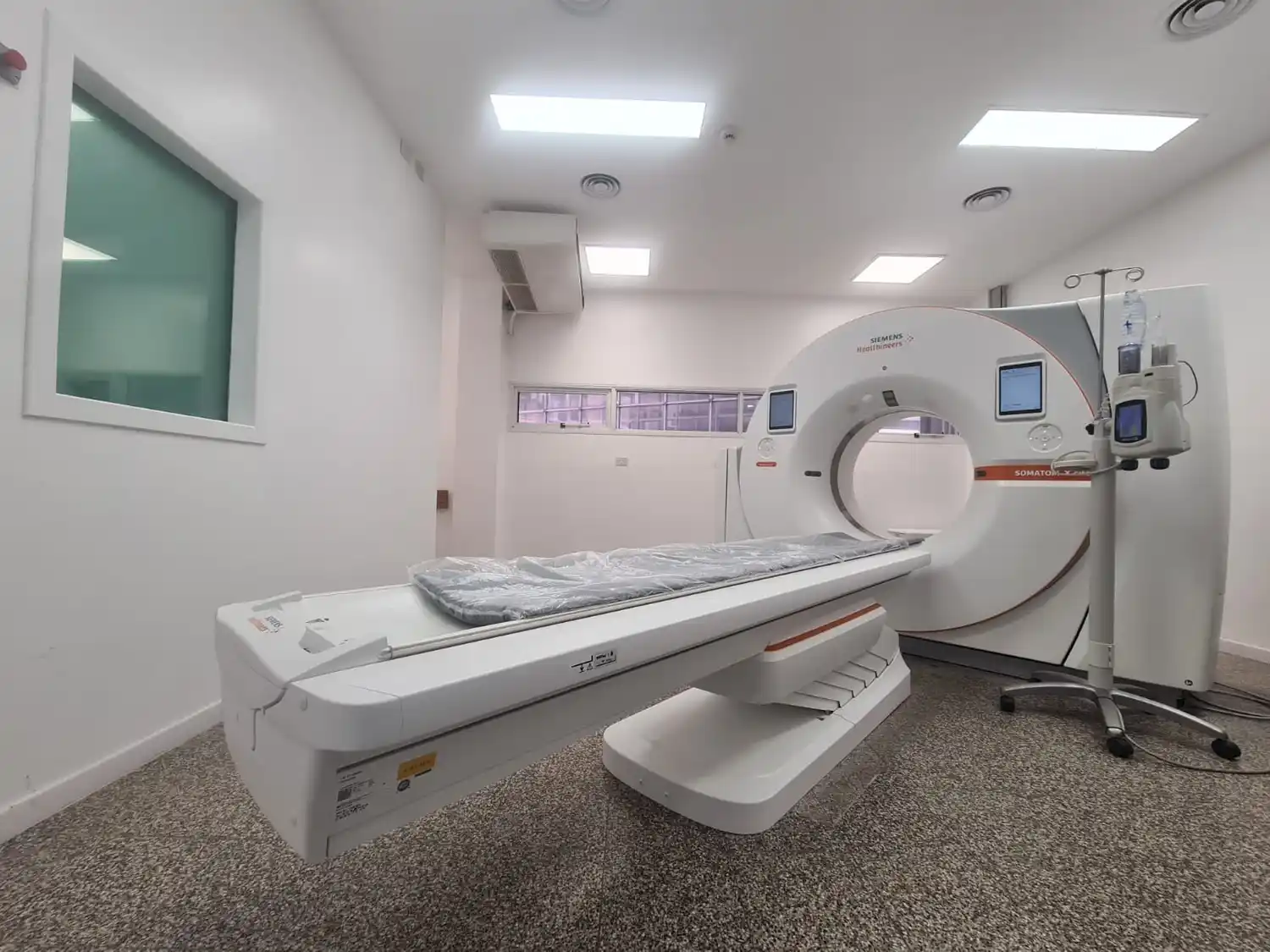 Uno de los ejes de esta transformación es la incorporación de un nuevo tomógrafo de última generación.