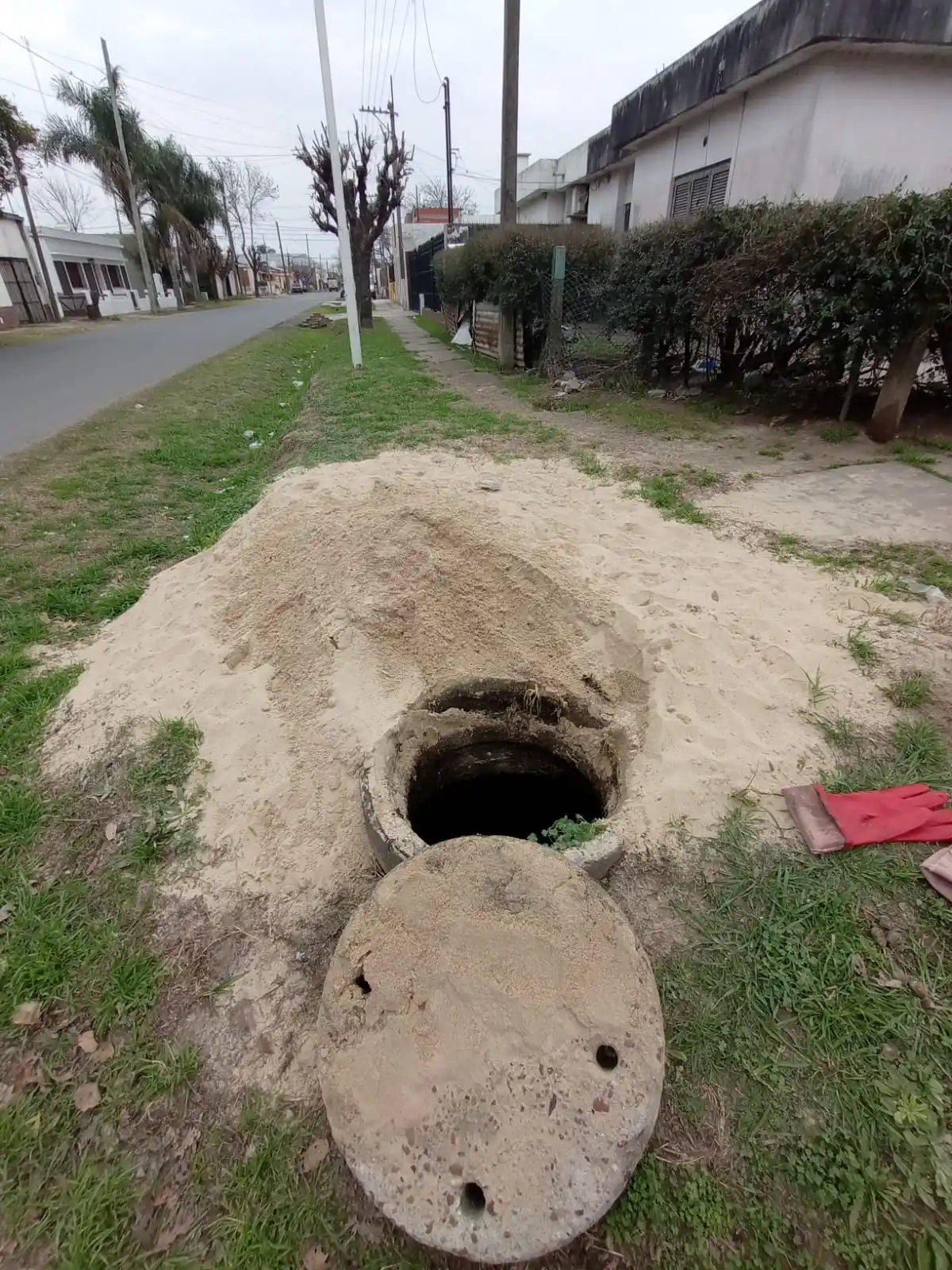 Esquina tapa cloacas