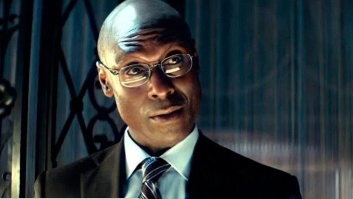 Murió Lance Reddick, el actor que dio vida a “Charon” en la saga John Wick