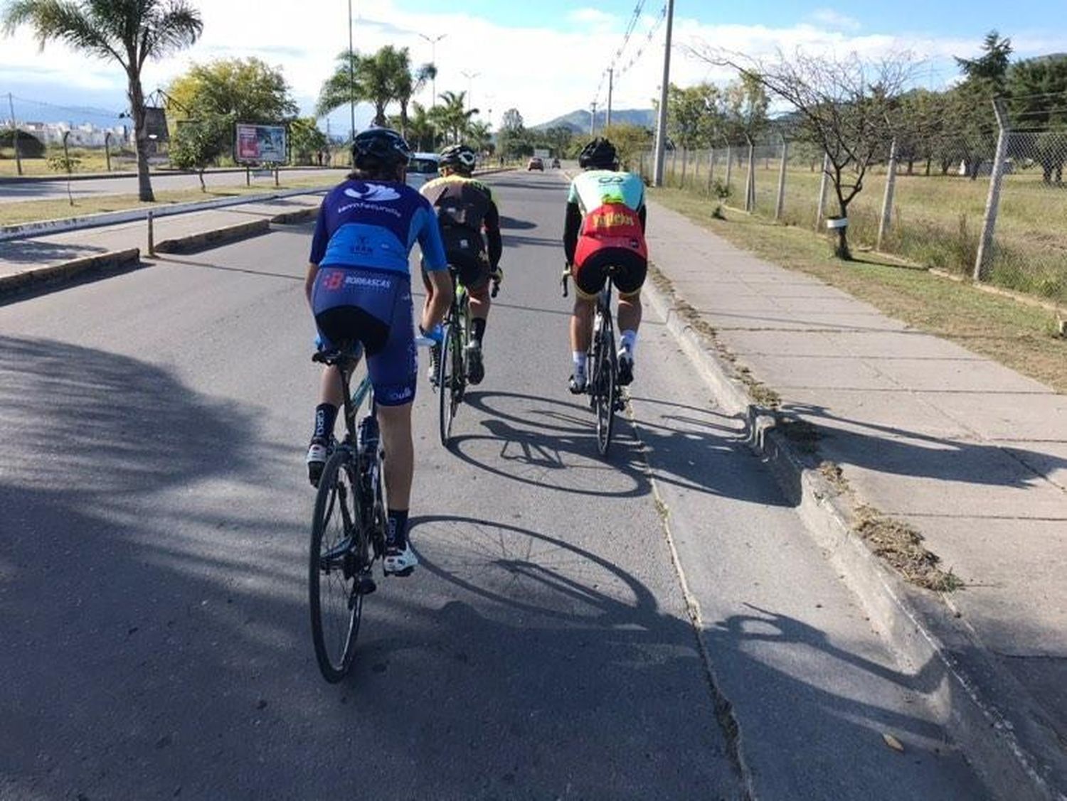 Francisco Chipolini pedaleó en la Clásica 1° de Mayo en Salta