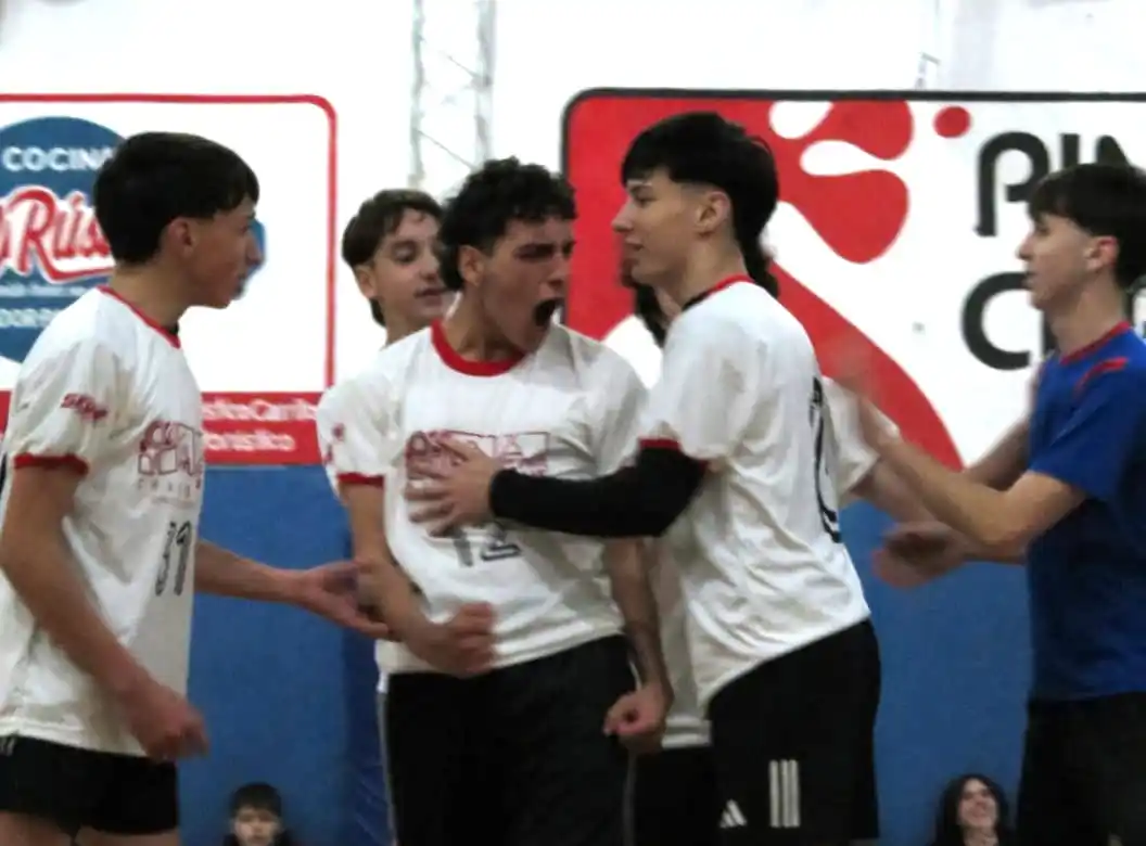 El vóley masculino del club de Pelota disputó el Grand Prix de la Asociación Belgranense en Pila