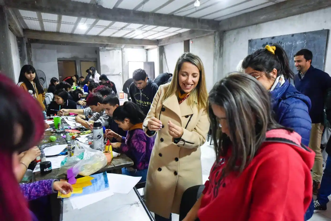 La vicegobernadora visitó instituciones educativas en Paraná