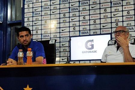 Juan Román Riquelme le pidió pruebas a la prensa: "Los esperamos en el hotel"