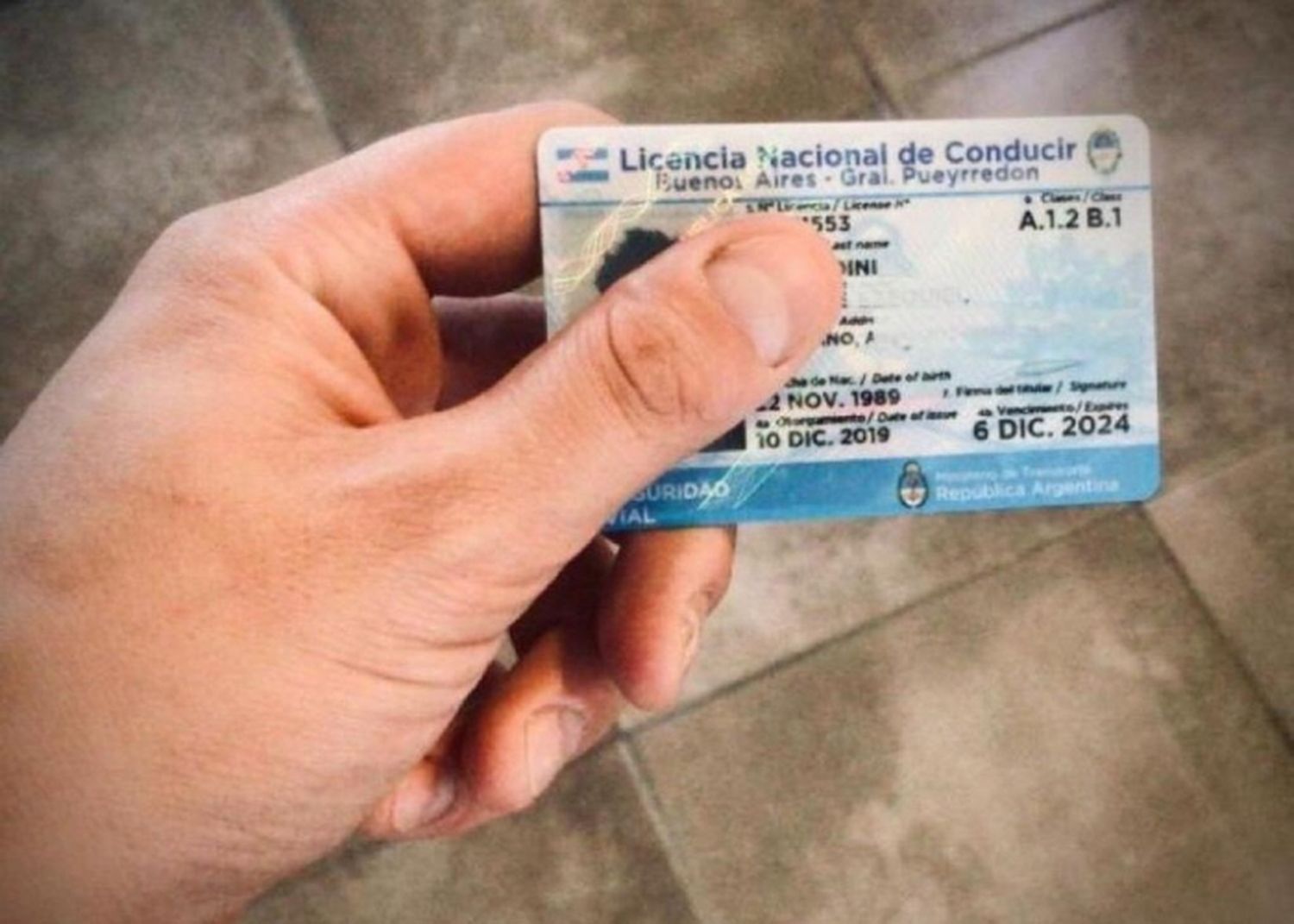 Para sacar la licencia de conducir habrá que hacer un curso de género