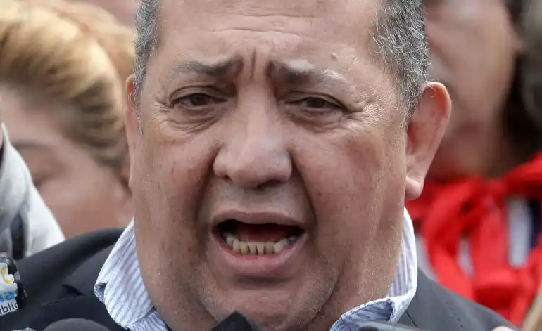 Luis D'Elía quedó alojado en el penal de Ezeiza