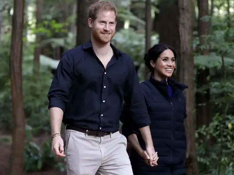 Vecinos famosos para Harry y Megan