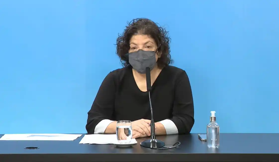 Vizzotti dijo que "no hay certezas" sobre segundas dosis pero aclaró que "las vacunas aplicadas no pierden el efecto"