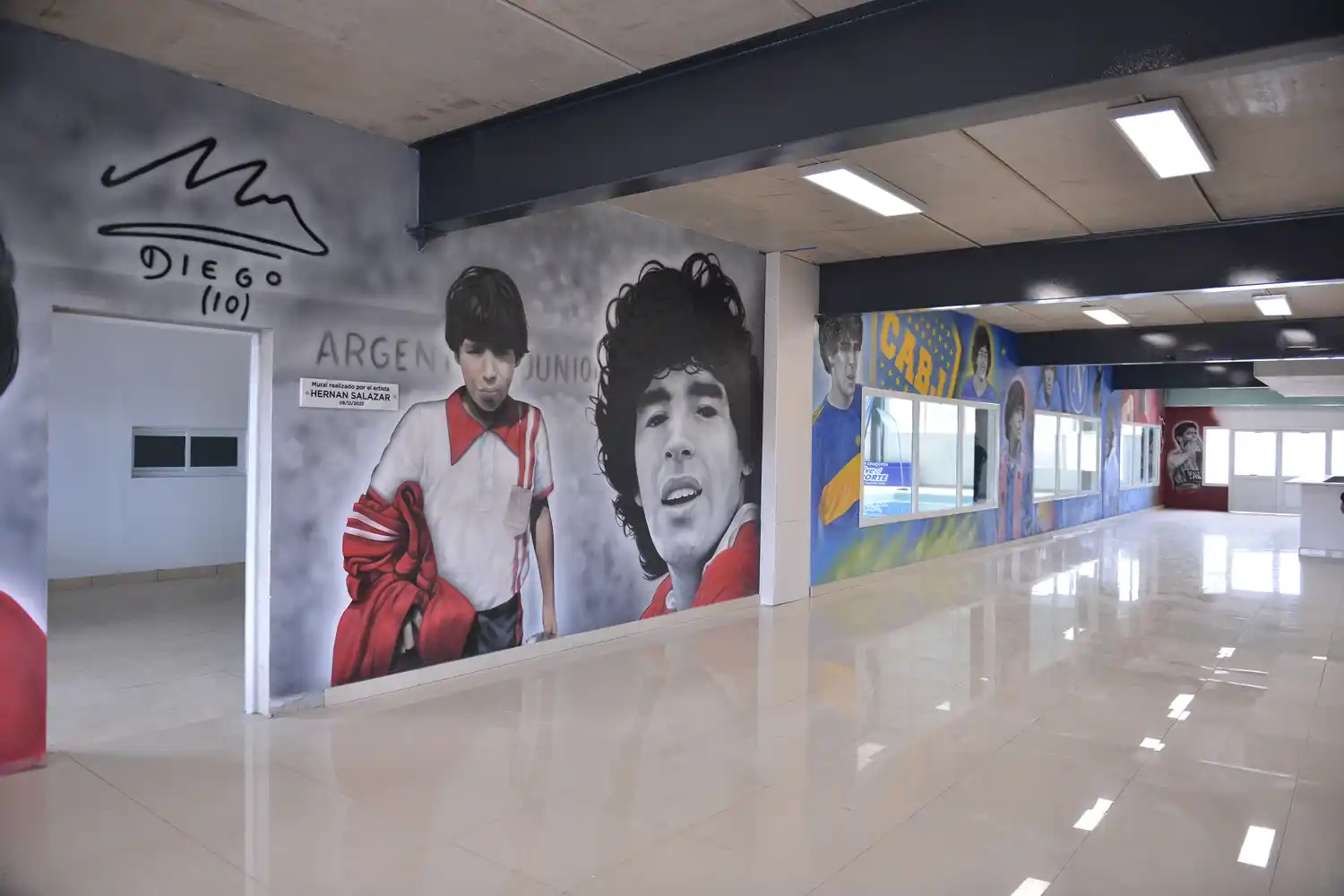 Se inaugura el café El Pelusa en Santa Clara del Mar.