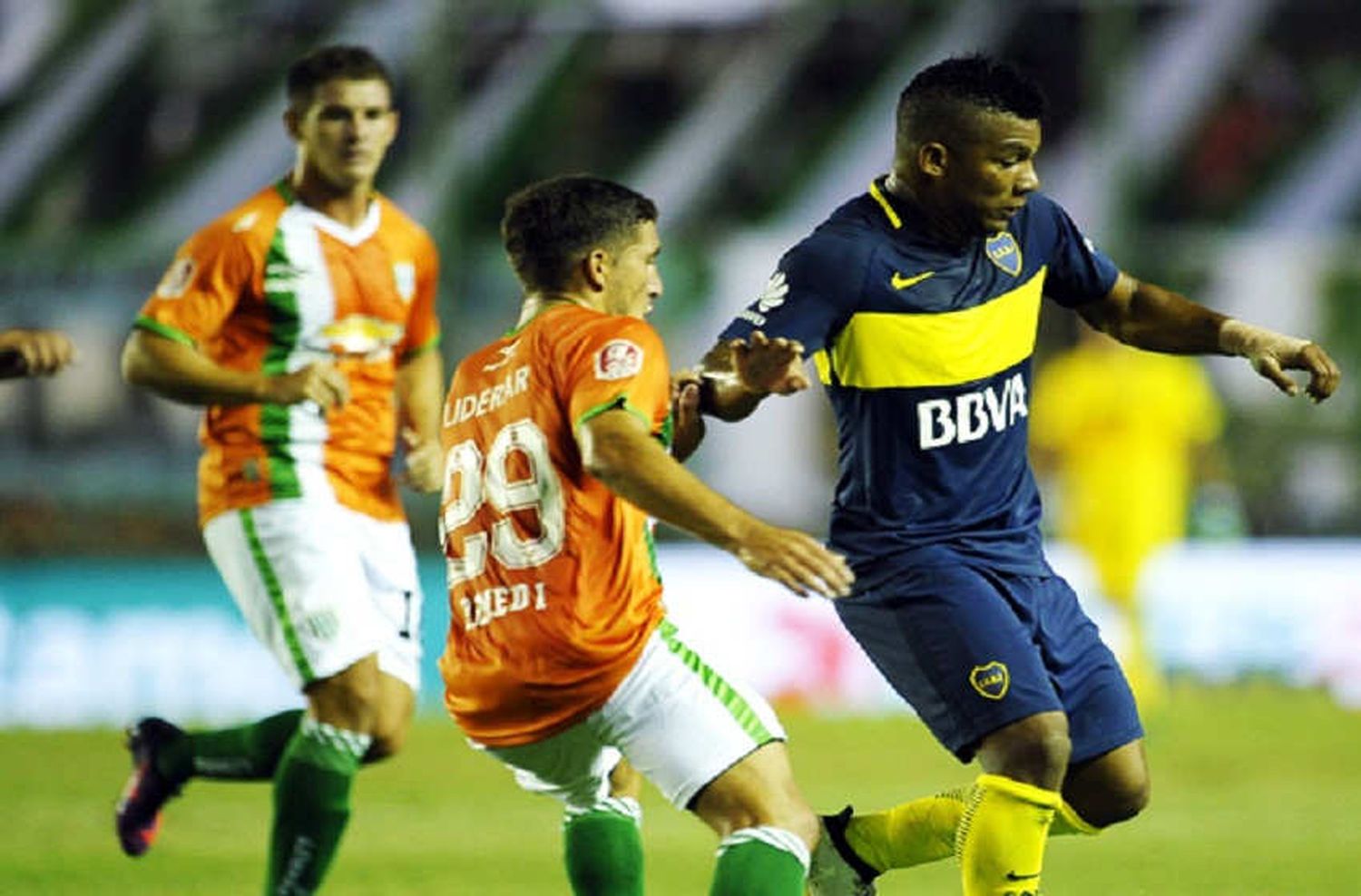 Ante un Banfield muleto, Boca quiere estirar ventajas