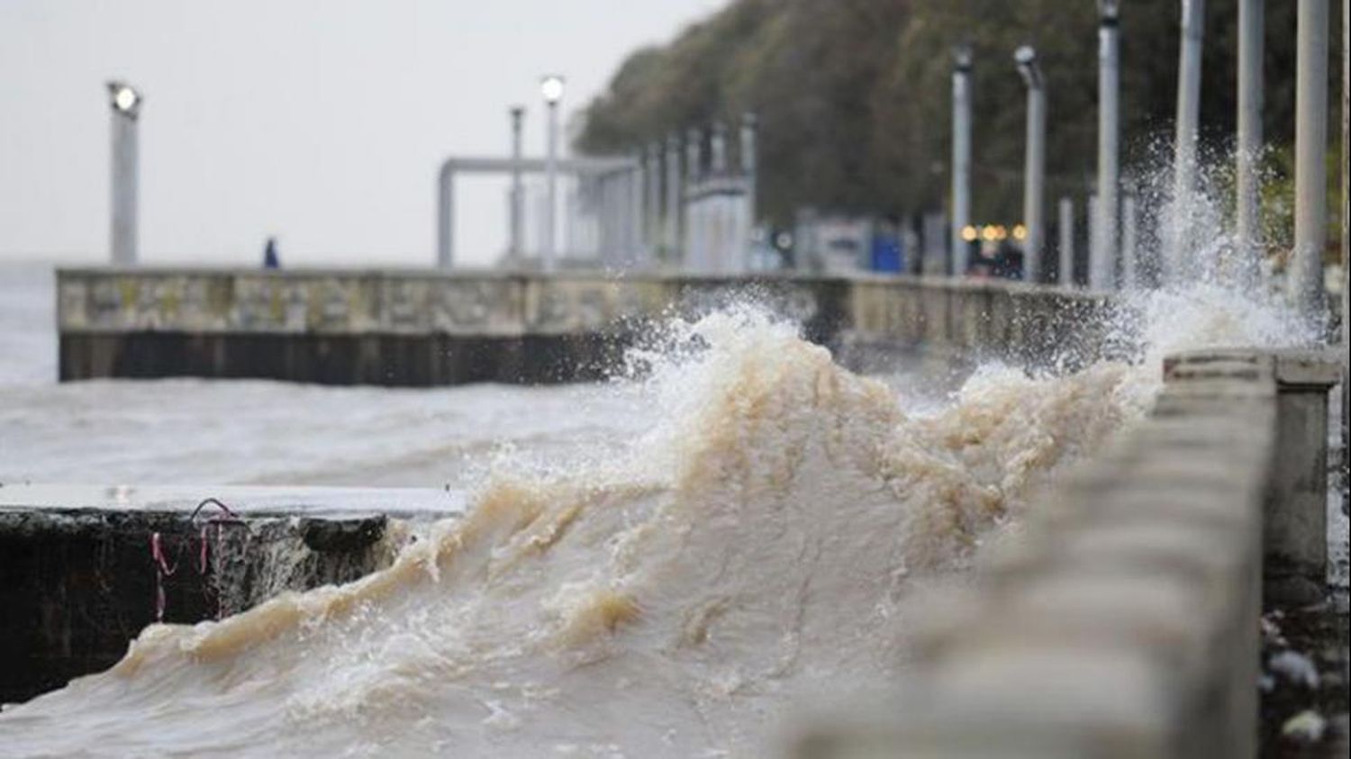 Alerta por crecida del Río de la Plata en Capital y el Conurbano