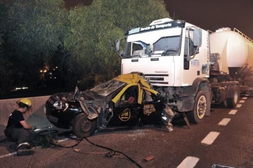 Impactante accidente en la autopista Ricchieri: un muerto y dos heridos