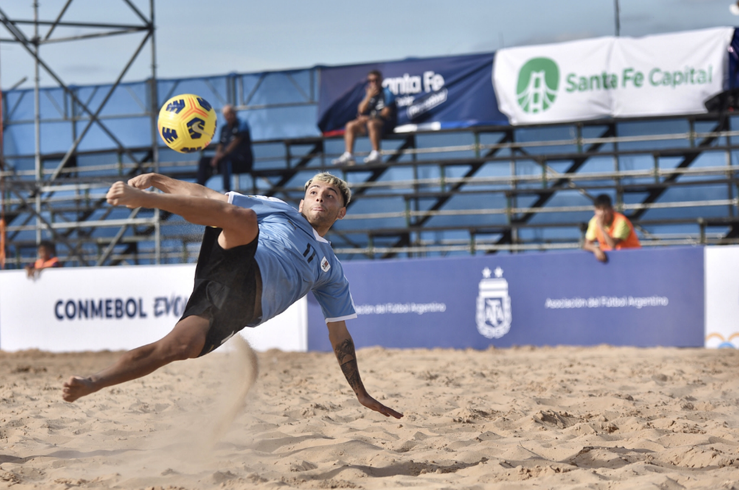 En Santa Fe Capital se disputa la Liga Evolución de Fútbol Playa