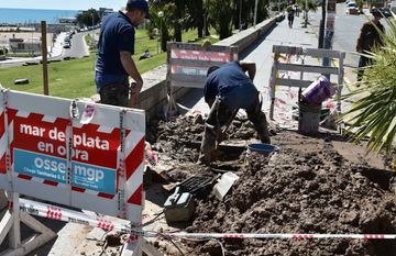 Insisten en obras de agua para dos barrios de Batán