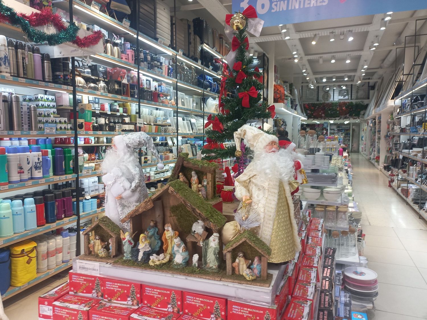 Se necesitan al menos $40.000 pesos para armar un Árbol de Navidad