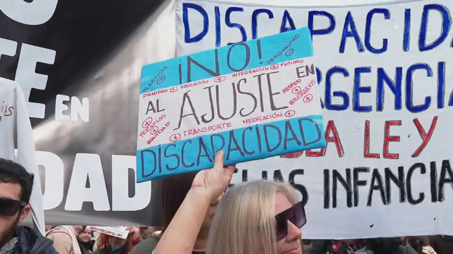 Buscan eximir de Ingresos Brutos al transporte de personas con discapacidad en la Provincia