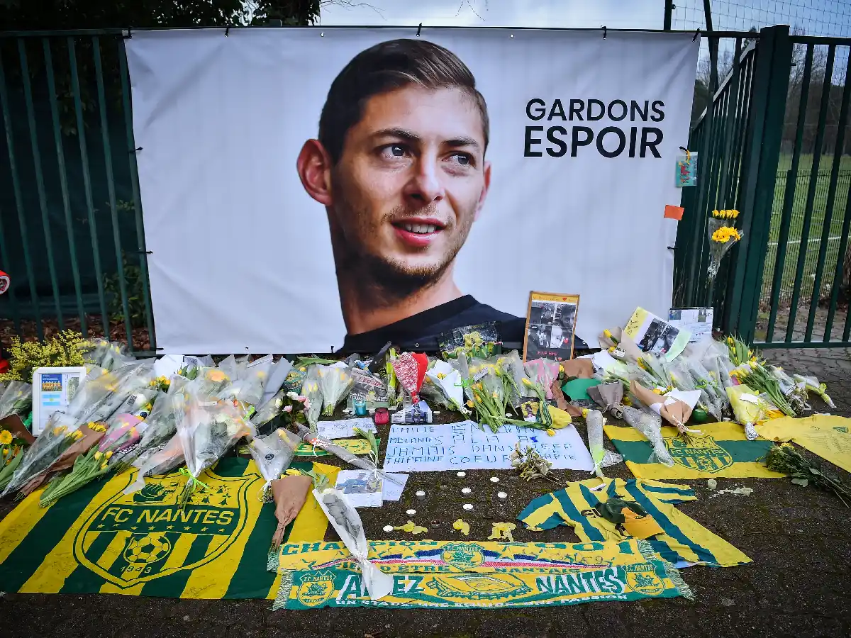 La familia de Sala todavía "tiene esperanza" 