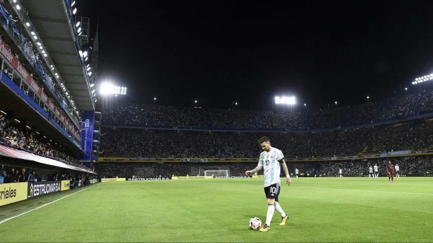 La Bombonera, con chances de ser sede del clásico entre la Argentina y Uruguay