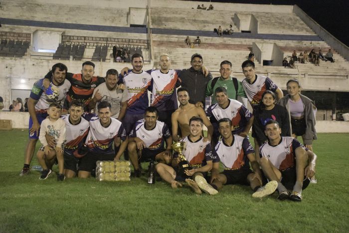 Terminó el nocturno de Ferro