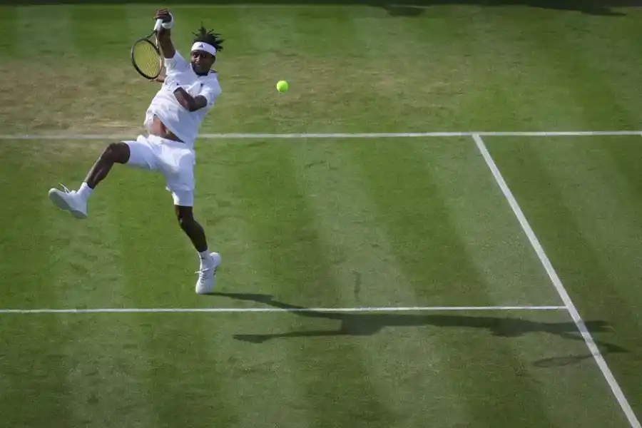 Durísima sanción al sueco Mikael Ymer