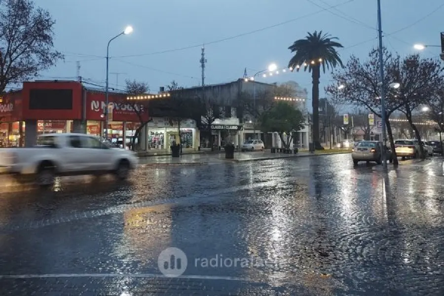 ¡Al fin! Llueve en Rafaela en el arranque de semana y anuncian un Alerta Meteorológico por tormentas
