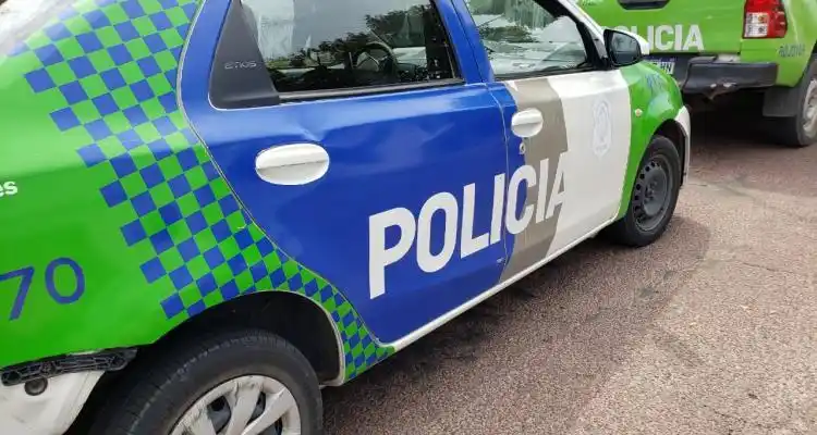 Una joven agredió a su expareja y le incendió la casa