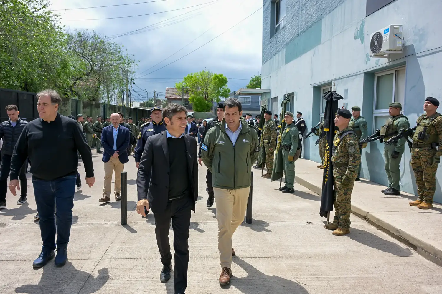 Kicillof recorrió la nueva base de la UTOI en San Isidro: "Ya hay 100 agentes desplegados para fortalecer la prevención"