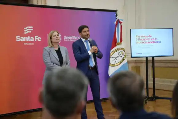 La provincia presentó el Registro de Personas Jurídicas, Empresas y Contratos en Rosario