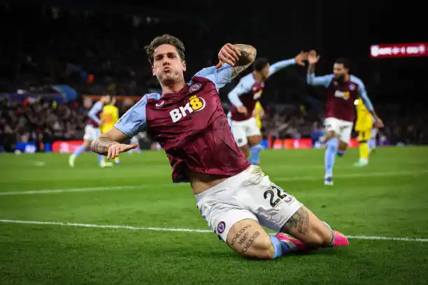 Aston Villa rescató un punto