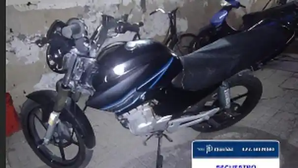 moto secuestrada operativo Mitre e Italia