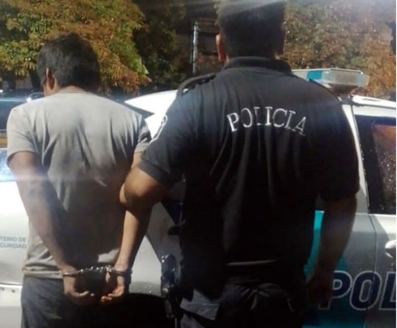 Discutió con su compañero de trabajo y lo hirió de un escopetazo