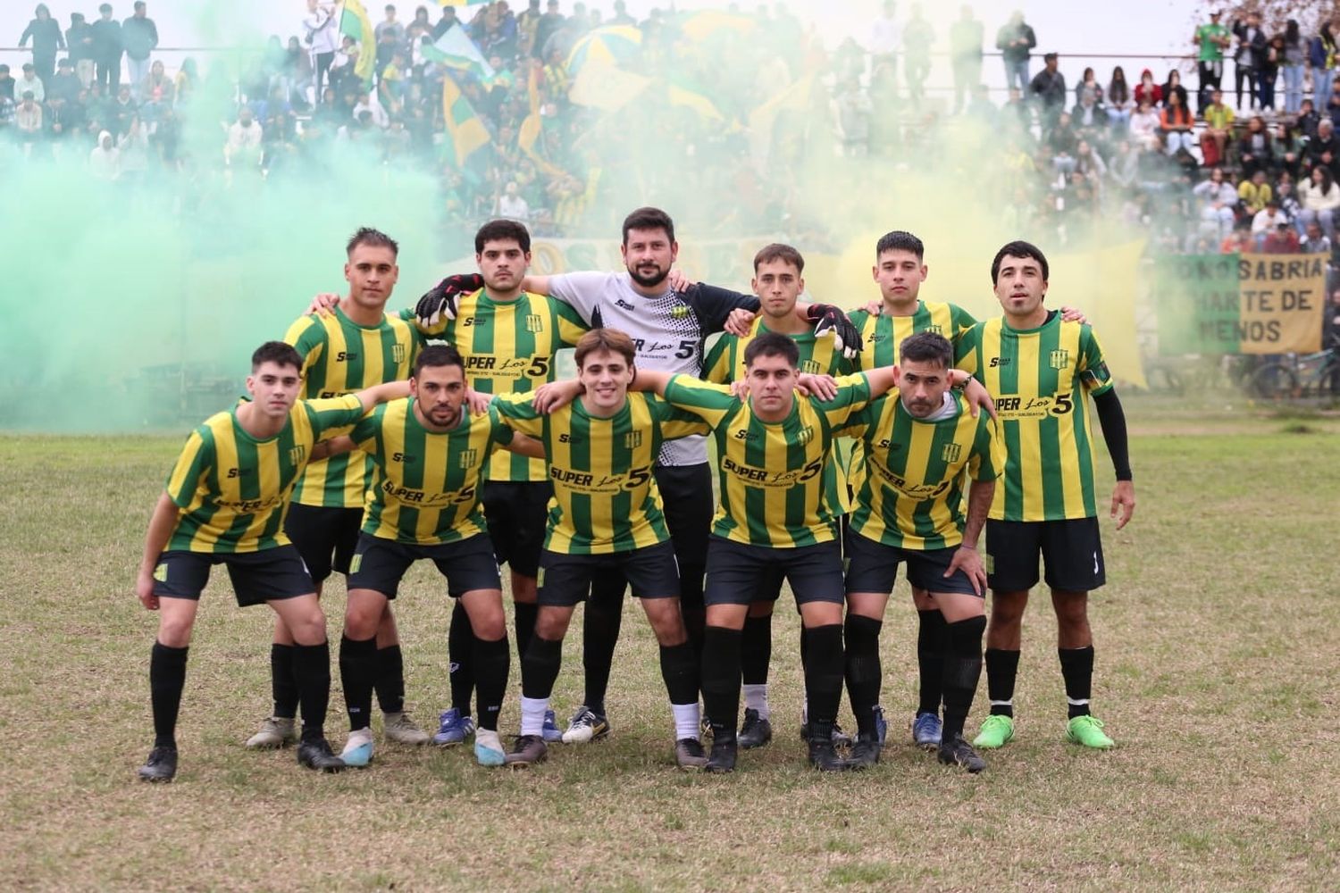 Sarmiento no gana hace tres fechas. Su último triunfo fue en el clásico frente a Defensores del Oeste (crédito: Gol Entra).