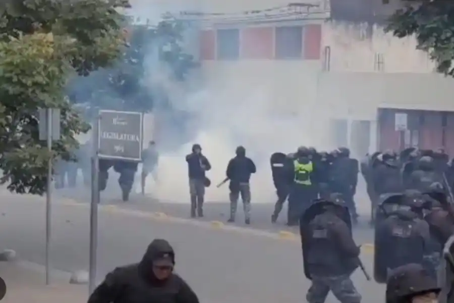 Los tres artículos de la nueva constitución jujeña que detonaron las protestas