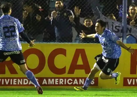 Sambueza dejó Temperley y firmó con Deportivo Cali