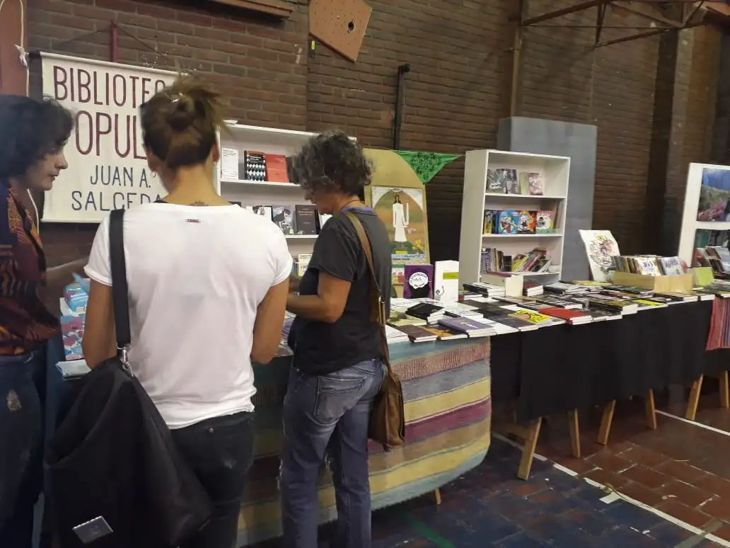 Finaliza la feria de editoriales independientes que contextualizó la actualidad