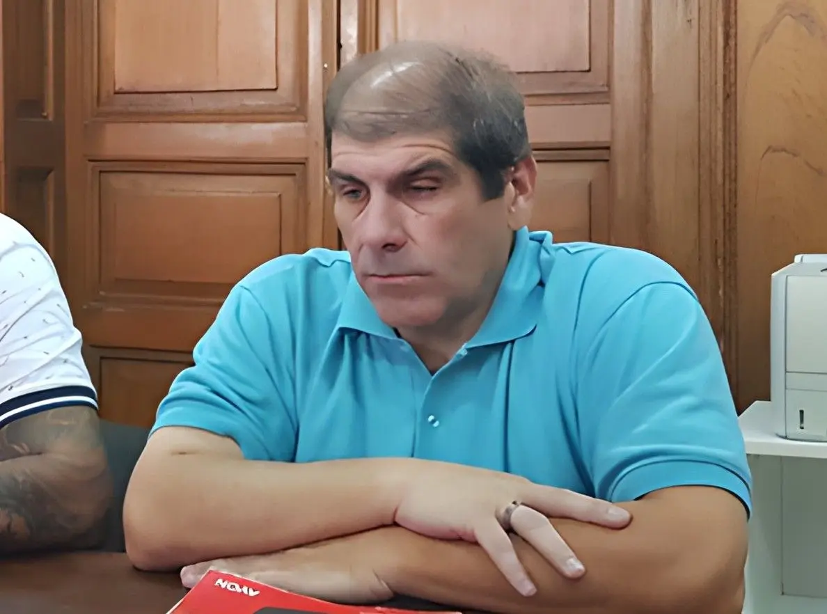 Mauro de Rosa decidió levantar la licencia y reincorporarse a la banca.