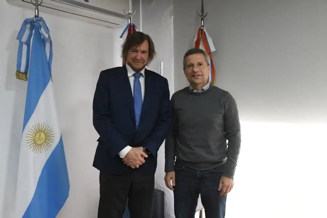 Vaca Narvaja se reunió con Bernarte.