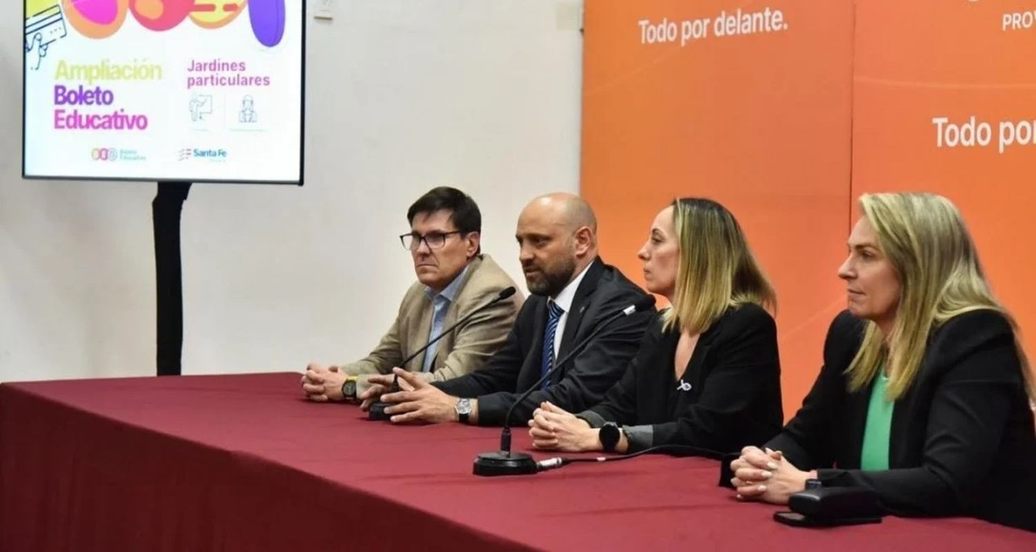 Desde el Gobierno de Santa Fe señalaron que la intención es continuar "apostando por la educación y renovando su compromiso por la igualdad de oportunidades".