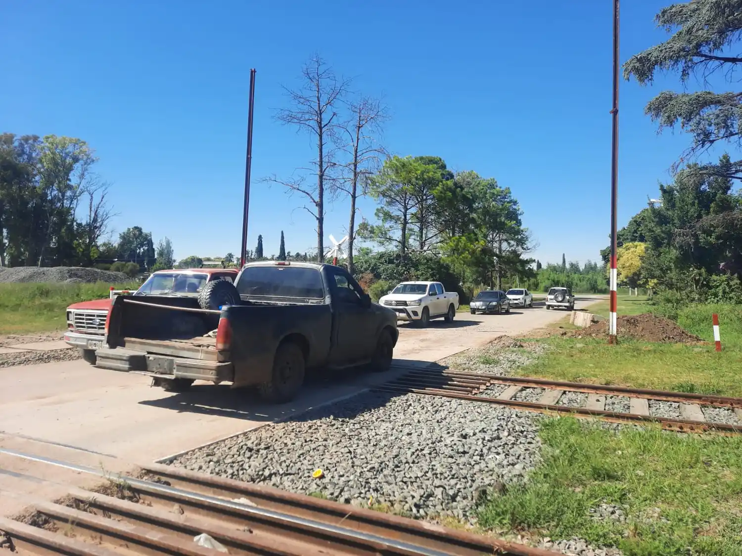 "De noche es un peligro", reclamaron vecinos y piden seguridad.