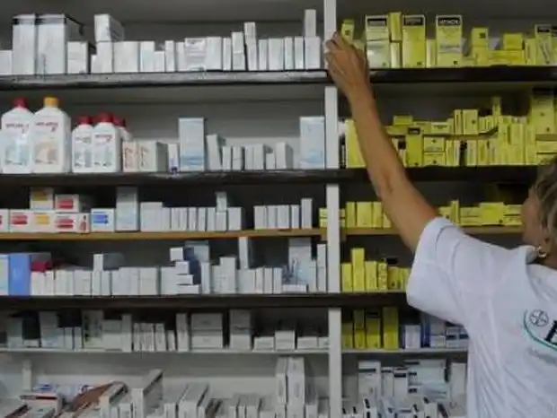 El PAMI recortó 44 medicamentos que tenían cobertura al 100%