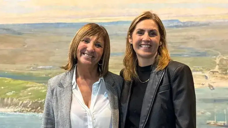 La contadora Mónica Biasone, como rectora, y la abogada Marina Sánchez Herrero conducirán la Universidad Nacional de Mar del Plata.