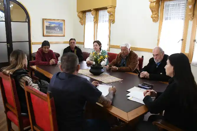 La Media Luna Oftalmológica y el Club de Leones fortalecen lazos con la Secretaría de Salud Pública de Chascomús