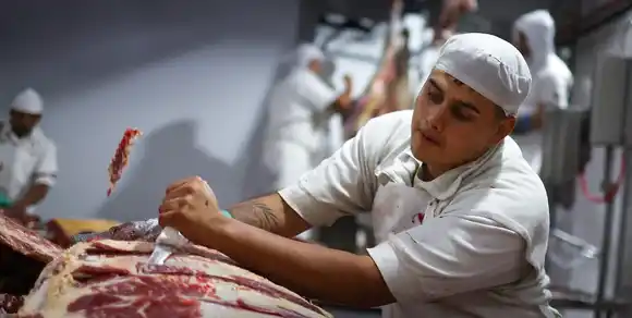 En octubre, el consumo de carne vacuna en Argentina creció a pesar de una aceleración en precios
