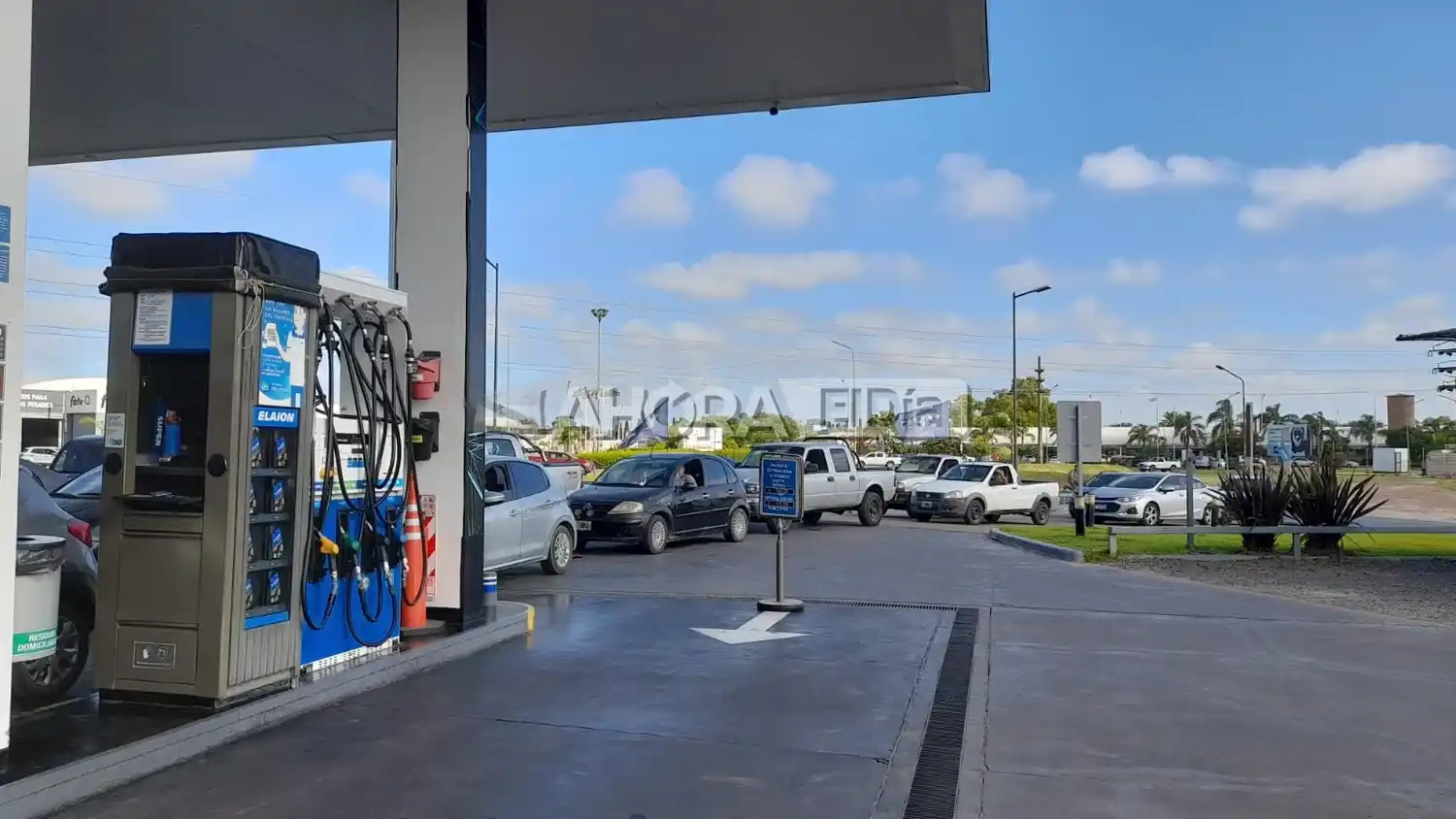 A partir de este martes vuelven a aumentar los combustibles