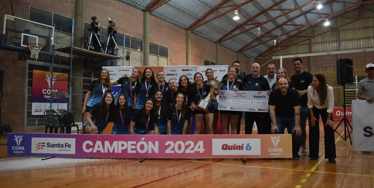 Banco Provincial de Santa Fe gritó campeón en la rama femenina de la Copa Santa Fe de vóleibol.