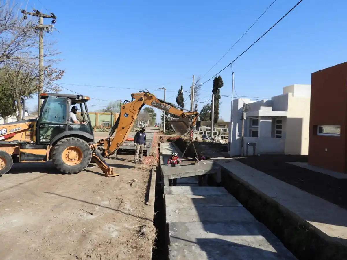 Freyre cierra el 2022 con “récord de obras públicas”      