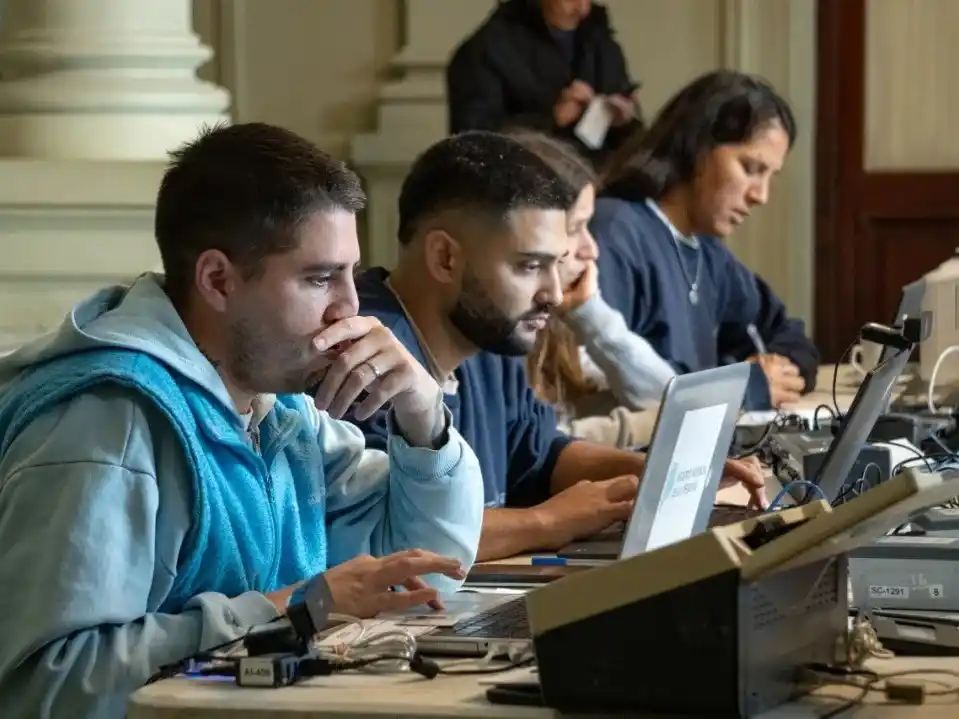 La atención se realizará el viernes 6 de febrero, de 16 a 20, frente a la Plaza Independencia de Benito Juárez; y continuará los días sábado 7 y domingo 8, de 14 a 20, en el Predio Municipal de Villa Cacique–Barker