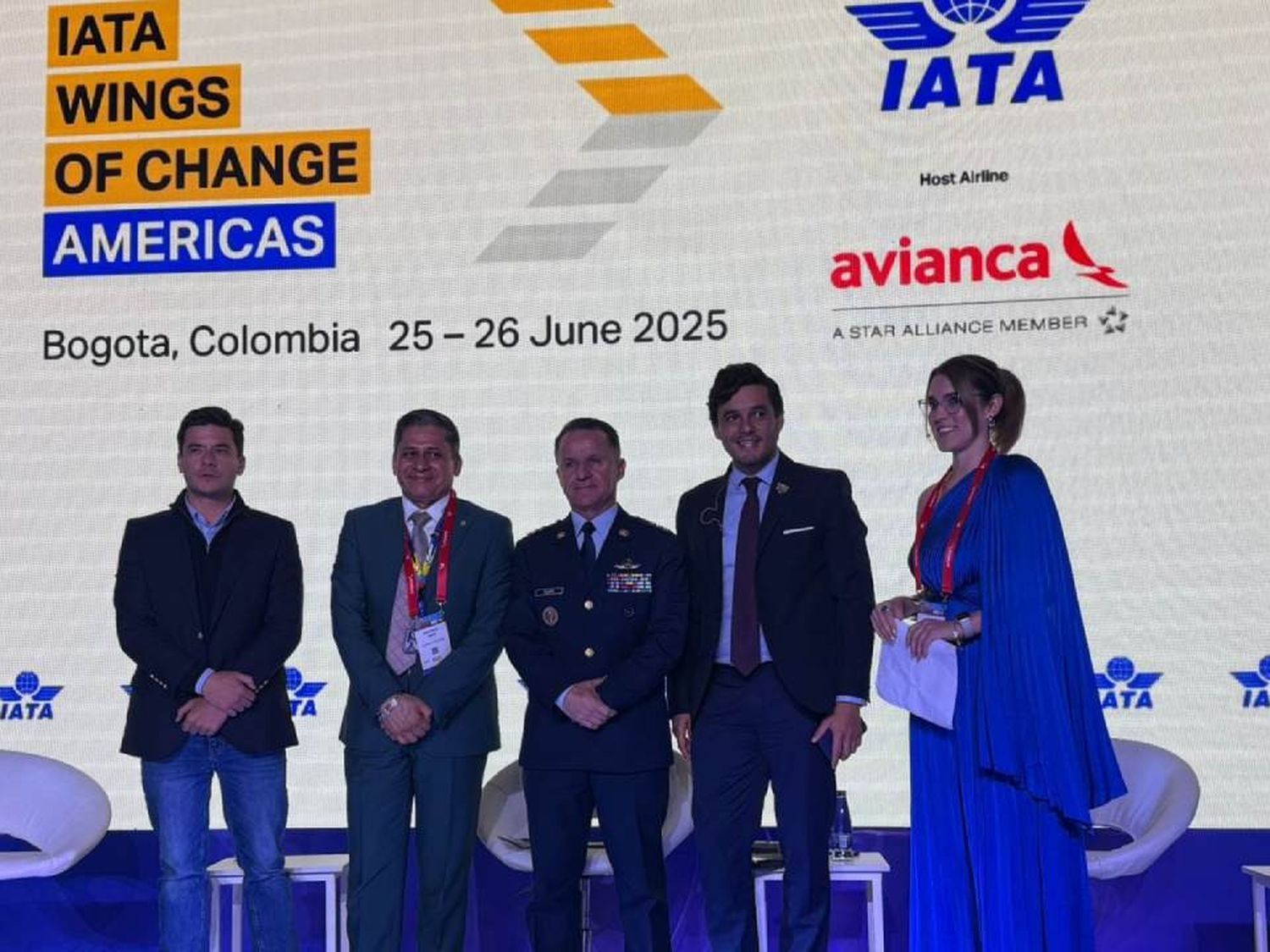 Desafíos y oportunidades en la aviación regional colombiana